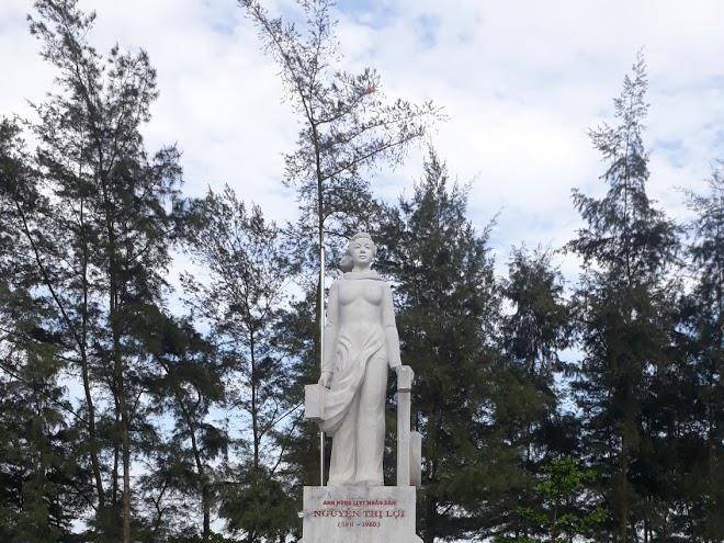Khach sn minh chau sm son