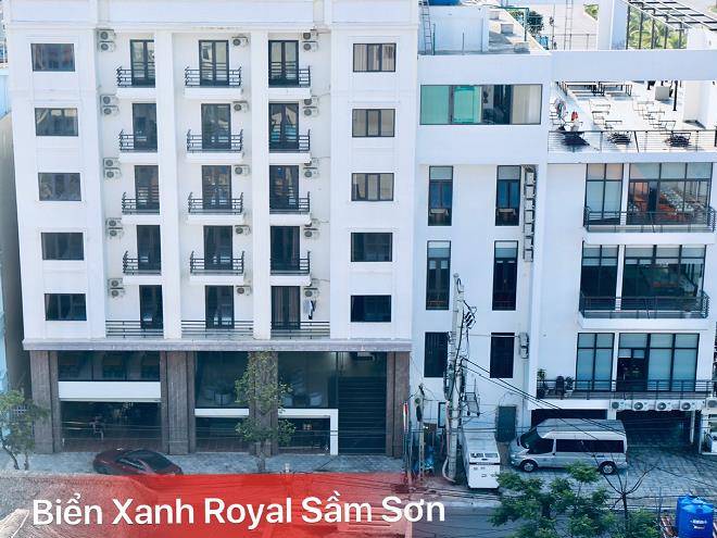 Khach Sn Nha Hang Bin Xanh Royal Sm Son Image