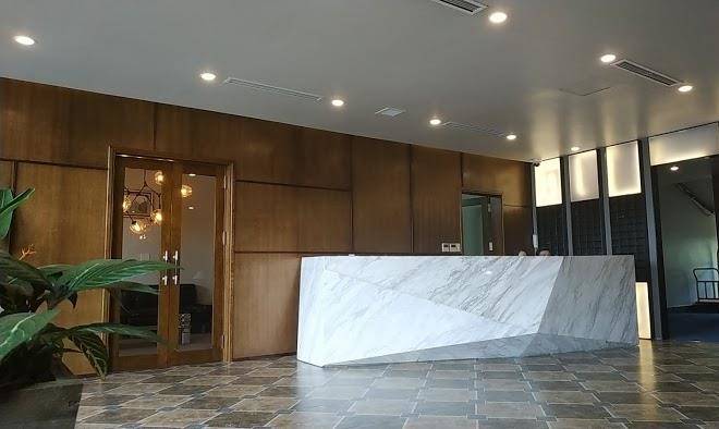 L tan reception nghi son hotel