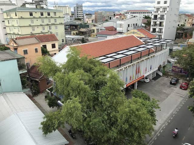 Canary hotel
