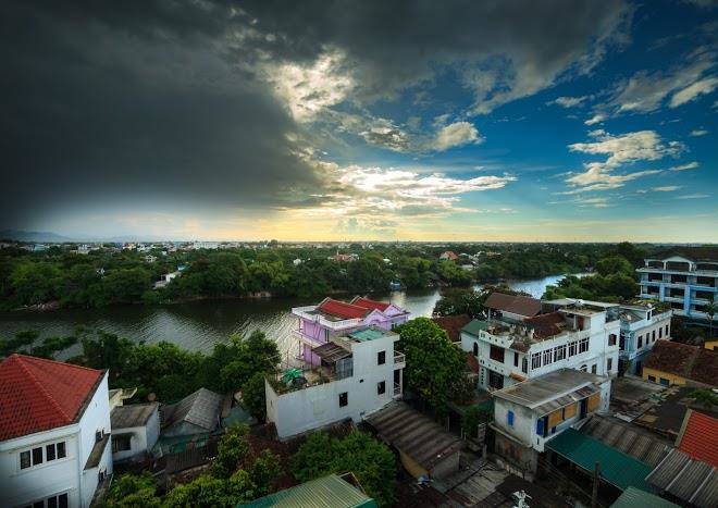 Charming riverside hotel