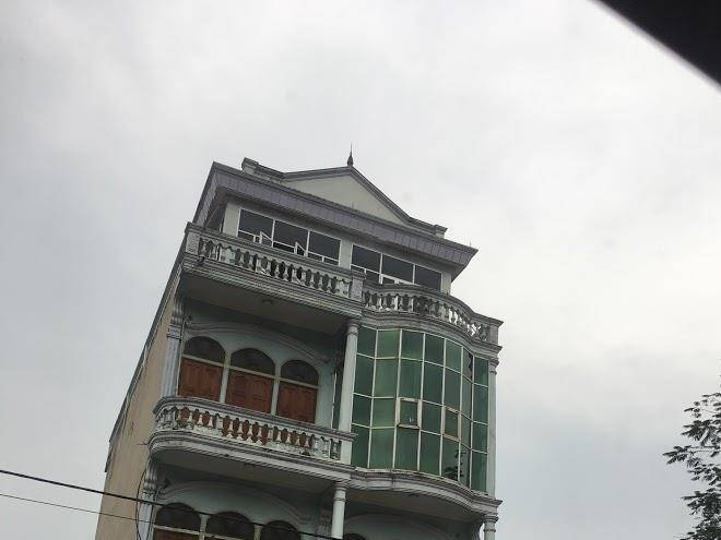 Nha ngh hoa mai