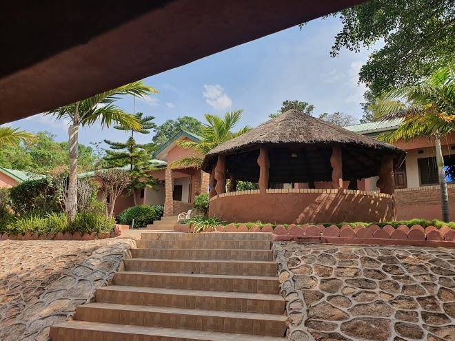 Cross roads lodge