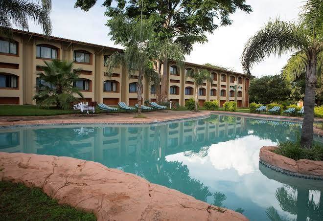 Cresta golfview hotel