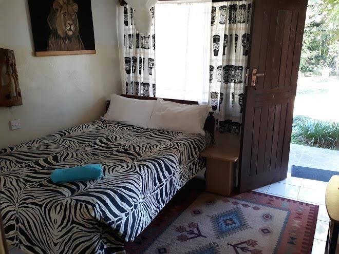 Reed mat lodge