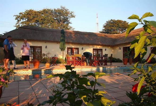 Mandebele lodge