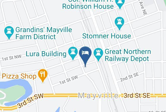 Traill - Hometown Inn Maps