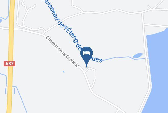 Maine Et Loire - Rever A 2 Au Bord De La Piscine Maps